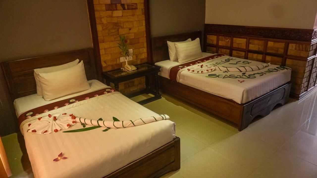160 Angkor Villa Siem Reap Exterior foto